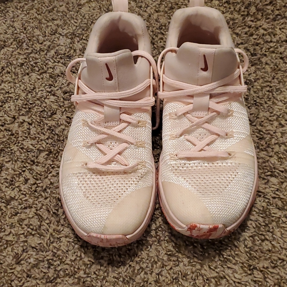 Running shoes